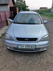 Opel Astra foto