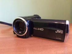 Camera Video JVC GZ-E15BEU, Full HD + card 32 GB + geanta foto