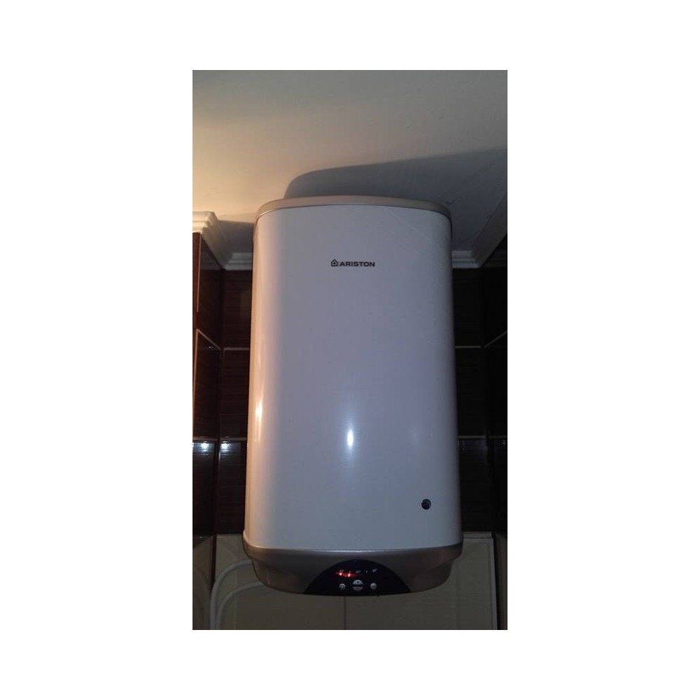 Boiler Ariston Titanium Plus Eco Shape 80 L perfecta stare de