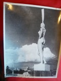 Fotografie - Statuie NUD cu padela - Reclama pt. Rex-Film , Str.Spiru Haret 4