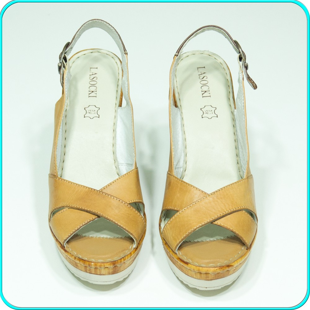 NOI → Sandale dama, din piele, platforma, usoare, LASOCKI ® CCC → femei |  nr. 41 | arhiva Okazii.ro