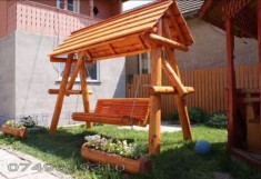 Leagan din lemn Rotund foto