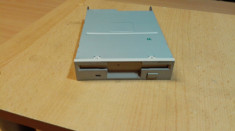 Floppy Disk PC Teac FD-235HF foto