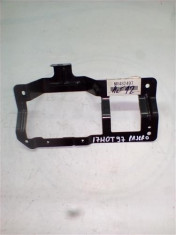 Suport proiector dreapta Mitsubishi Pajero An 2000-2003 cod MR482497 foto