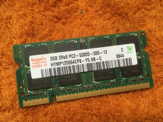 Memorie RAM laptop 2GB DDR2 Hynix HYMP125S64CP8 ( 667 MHz ) foto