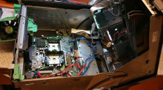 Server DELL PowerEdge SC1420 - carcasa si placa de baza, cu controller SCSI foto