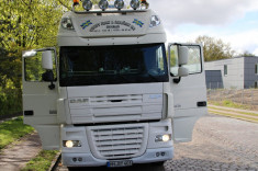 DAF XF 105.460 Super Space Cab foto