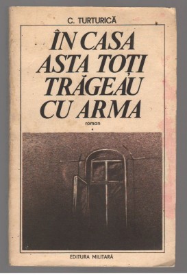 (C7474) IN CASA ASTA TOTI TRAGEAU CU ARMA DE C. TURTURICA foto