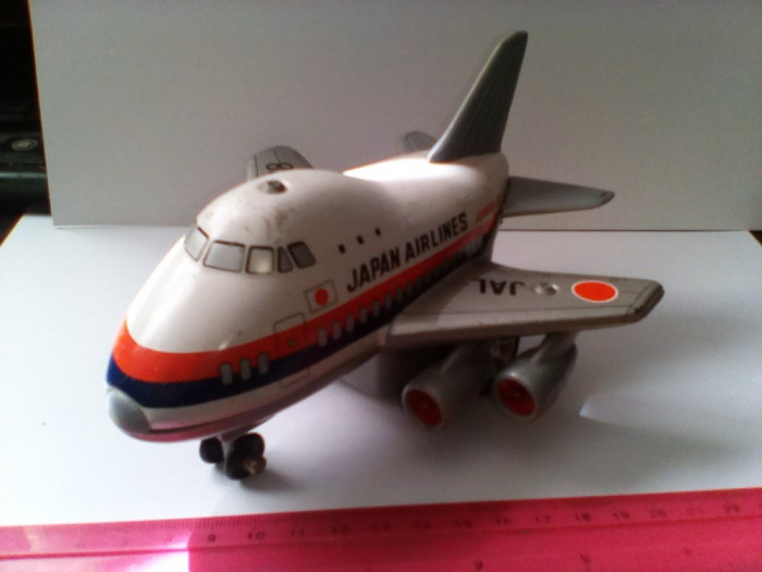 bnk jc Japonia - avion de tabla si plastic - pull back