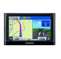 GPS Garmin 5 DriveLuxea?? 50LM, WVGA color TFT with white backlight, multi-touch, 800 x foto