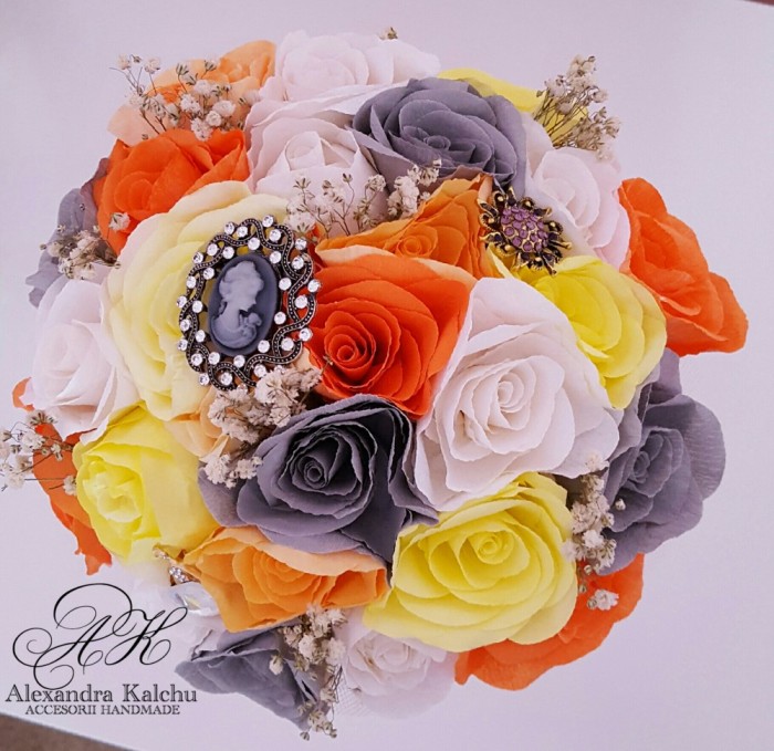 Buchet Mireasa Nasa Din Flori De Hartie Creponata Arhiva Okazii Ro