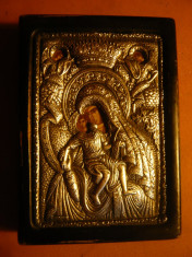 Iconita veche , metal si lemn - Sf.Maria si Iisus , dim. = 6,5 x9,5 cm foto