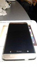 vand HTC ONE M7 GOLD foto