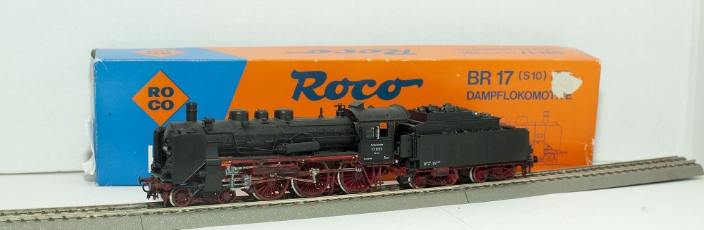 Locomotiva BR 17 Roco scara HO 1 : 87 | arhiva Okazii.ro