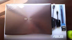 Asus Zenbook ,Touch Screen 13.3&amp;quot; , folosit 1 luna, garantie globala 11 luni. foto