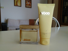 Apa de parfum DSQUARED2 She Wood 50ml + Lotiune de corp 100ml foto