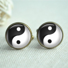 Butoni camasa model YIN si YANG metal aspect vintage + cutie simpla cadou