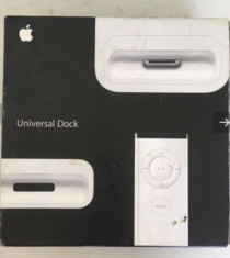 Stop! Vand Dock Apple universal pentru iPod si iPhone foto