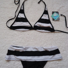 COSTUM de BAIE DAMA 2 PIESE DUNGI ALBE NEGRE SLIP FUSTITA PLAJA MARE PISCINA