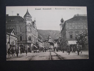 Brasov - Kloster Gasse - Kronstadt, animata, aprox. 1915 foto