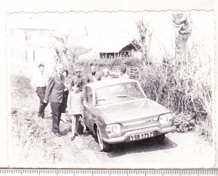 bnk foto - Renault 10