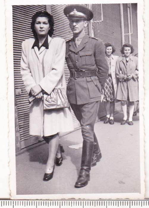 bnk foto - Militar cu sotie - Oradea 1945
