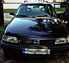 Vand Opel Astra foto