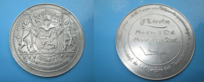 Medalia Edmund Leburton Belgia in metal alb. foto