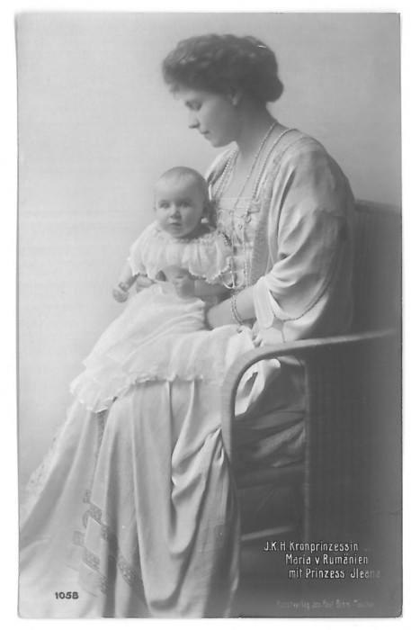 3850 - Regina Maria, Queen MARY &amp; Princess ILEANA - old PC. real PHOTO - unused