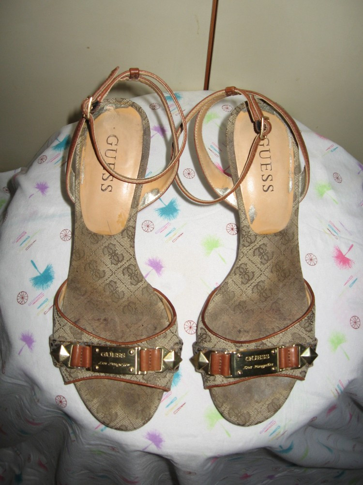 Sandale Guess autentice Mar 38, Piele naturala | Okazii.ro