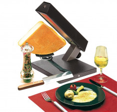 Aparat raclette ? roata de cascaval foto