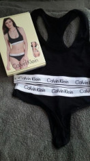 Seturi dama Calvin Klein (bustiera si chilot tanga) diverse culori foto