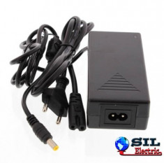 Alimentator AC/DC 12V 5000mA conector: 5.5x2.1x10 mm Well foto