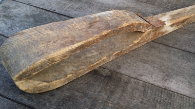 Unealta veche cizmar din lemn foto