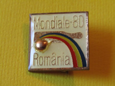 Insigna - Campionatele Mondiale de Popice - ROMANIA 1980 foto