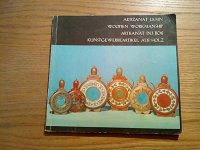 ARTIZANAT LEMN Catalog - Editat de UCECOM, 91 p. cu 209 figuri foto