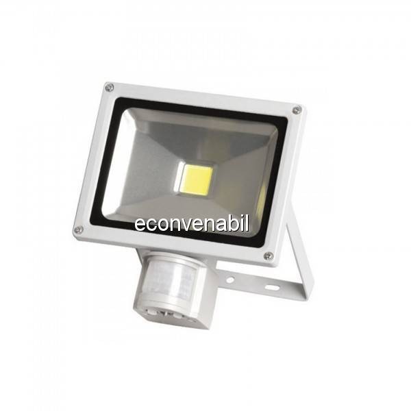 Proiector LED 30W cu Senzor Miscare Alb Rece 6500K 220V UB60036 foto mare Proiector LED 30W cu Senzor Miscare Alb Rece 6500K 220V UB60036 foto mare
