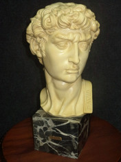 Statueta bust deosebit antic David pe soclu din marmura neagra,45 cm h foto