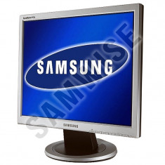 Monitor LCD Samsung 19&amp;quot; 913N 1280 x1024, 8ms, VGA Cabluri + GARANTIE!! foto