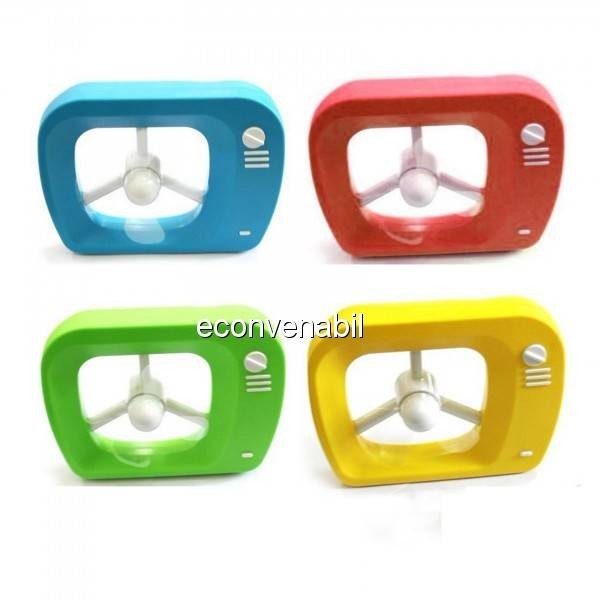Mini ventilator de birou cu conectare USB si Baterii SC810 foto mare Mini ventilator de birou cu conectare USB si Baterii SC810 foto mare