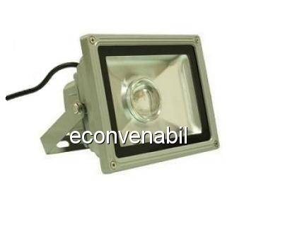 Proiector LED 30W cu Lupa foto mare Proiector LED 30W cu Lupa foto mare