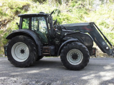 Valtra Case 202 D foto