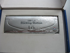 Docking Station USB 2. 0 Hi-Speed foto