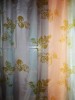 PERDEA VOAL CULOARE ALB CU FLORI DE CULOARE VERDE DESCHIS