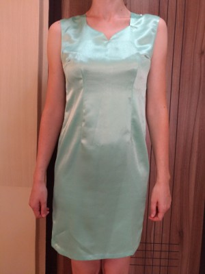 Rochie ocazii speciale deosebite femeie evenimente rochii elegante dama seara zi foto