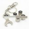 Set breloc si 4 capacele auto model pt toyota argintii silver