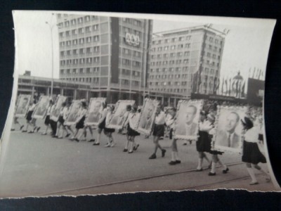 IASI, defilare pionieri RPR, fotografie rara foto