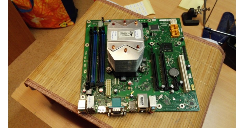 Carte Mère Fujitsu Esprimo P910 D3162-A12 GS2 - Socket 1155, MicroATX, 4 Slots DDR3 - Occasion Fonctionnelle