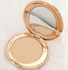 Pudra Charlotte Tilbury Airbrush Flawless Finish Powder foto