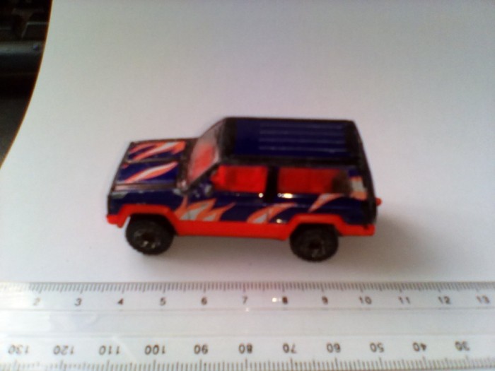 bnk jc Matchbox - Jeep Cherokee - 1/58